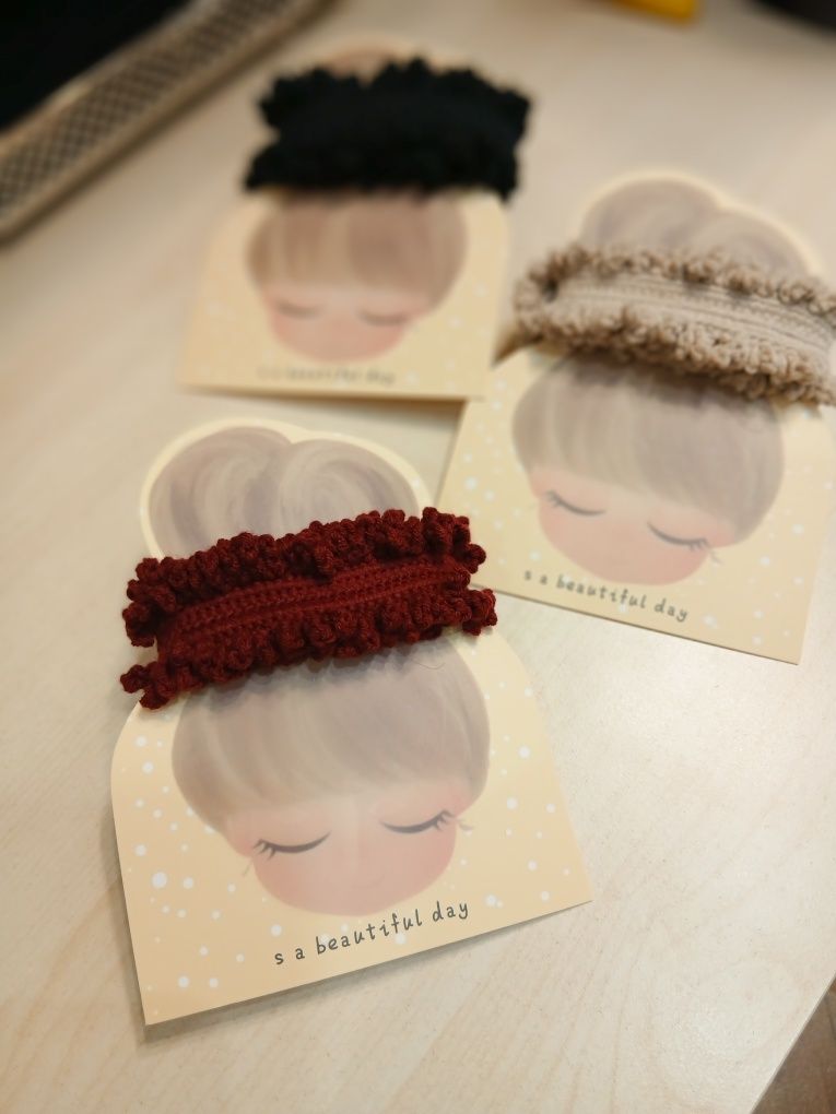 3 accesorii crosetate