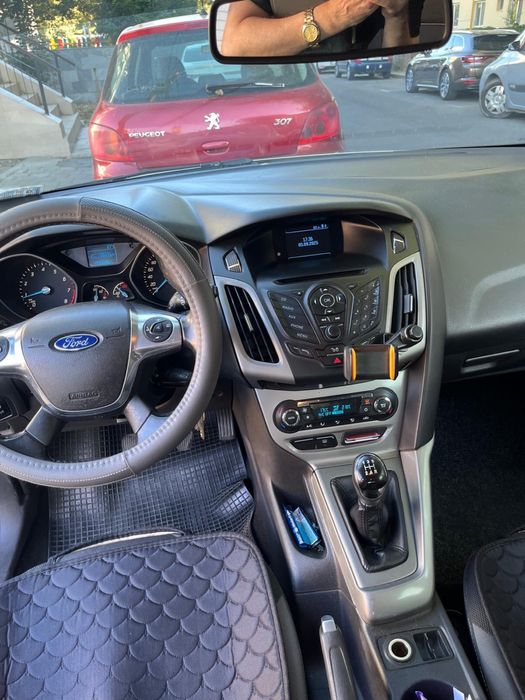 Ford Focus Hatchback 1.6