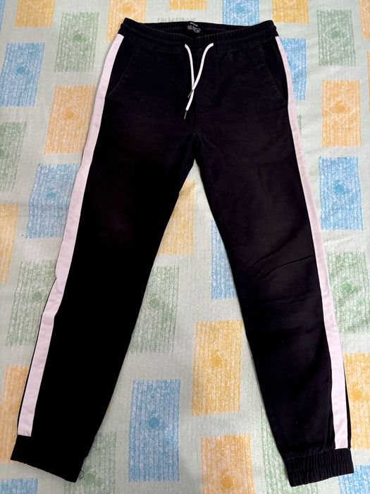 Blugi Bershka Slim Jogger Fit