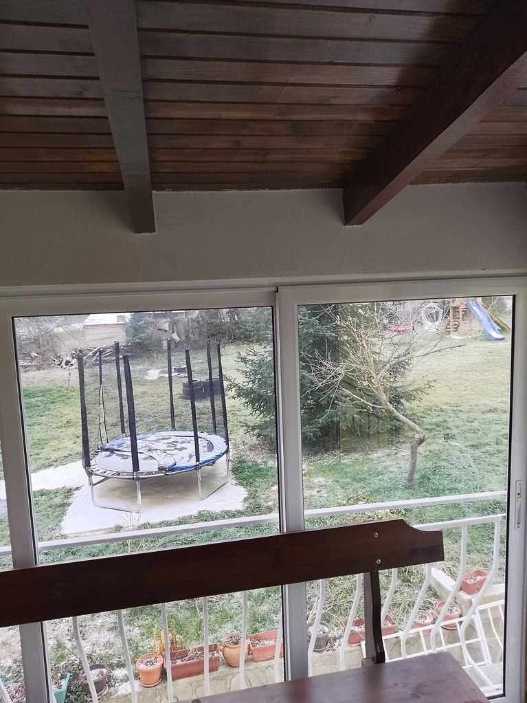 Дава се под наем Къща в Аксаково - 260 кв.м за 204 € - Снимка #5