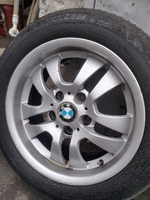 Продавам джанти с гуми за БМВ