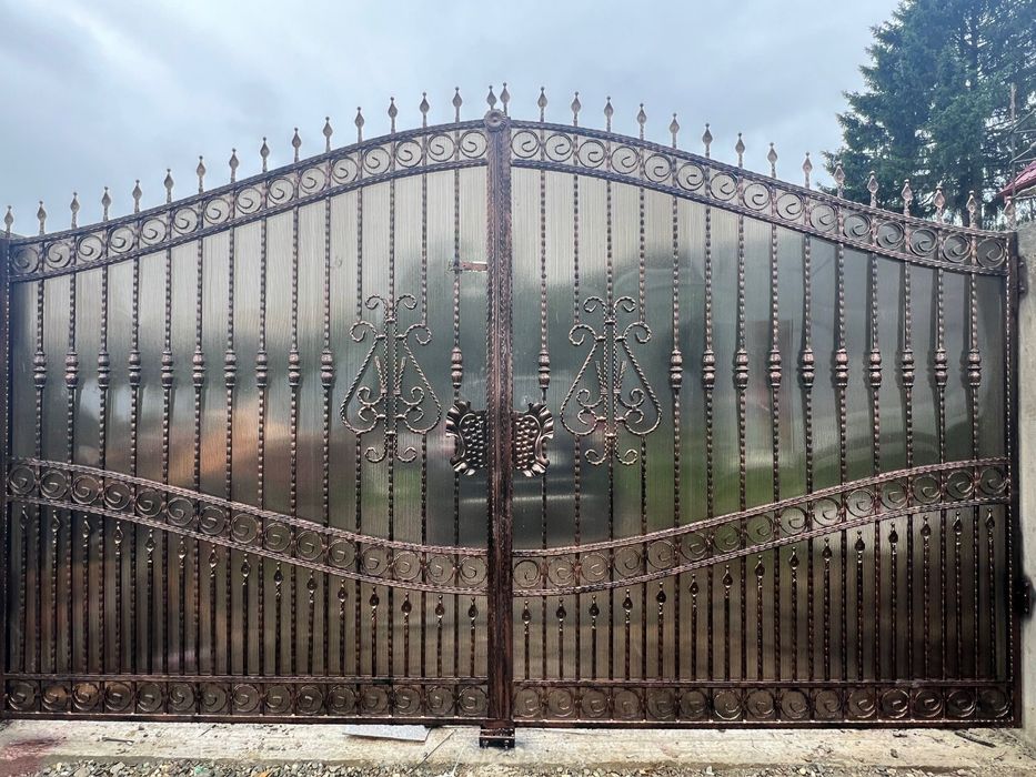 Porti din fier forjat