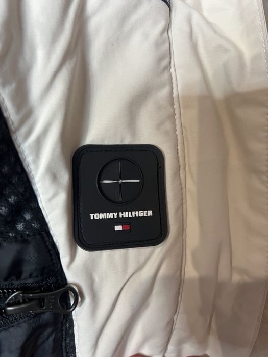 Яке Tommy Hilfiger