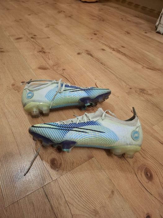 Продам бутсы для футбола