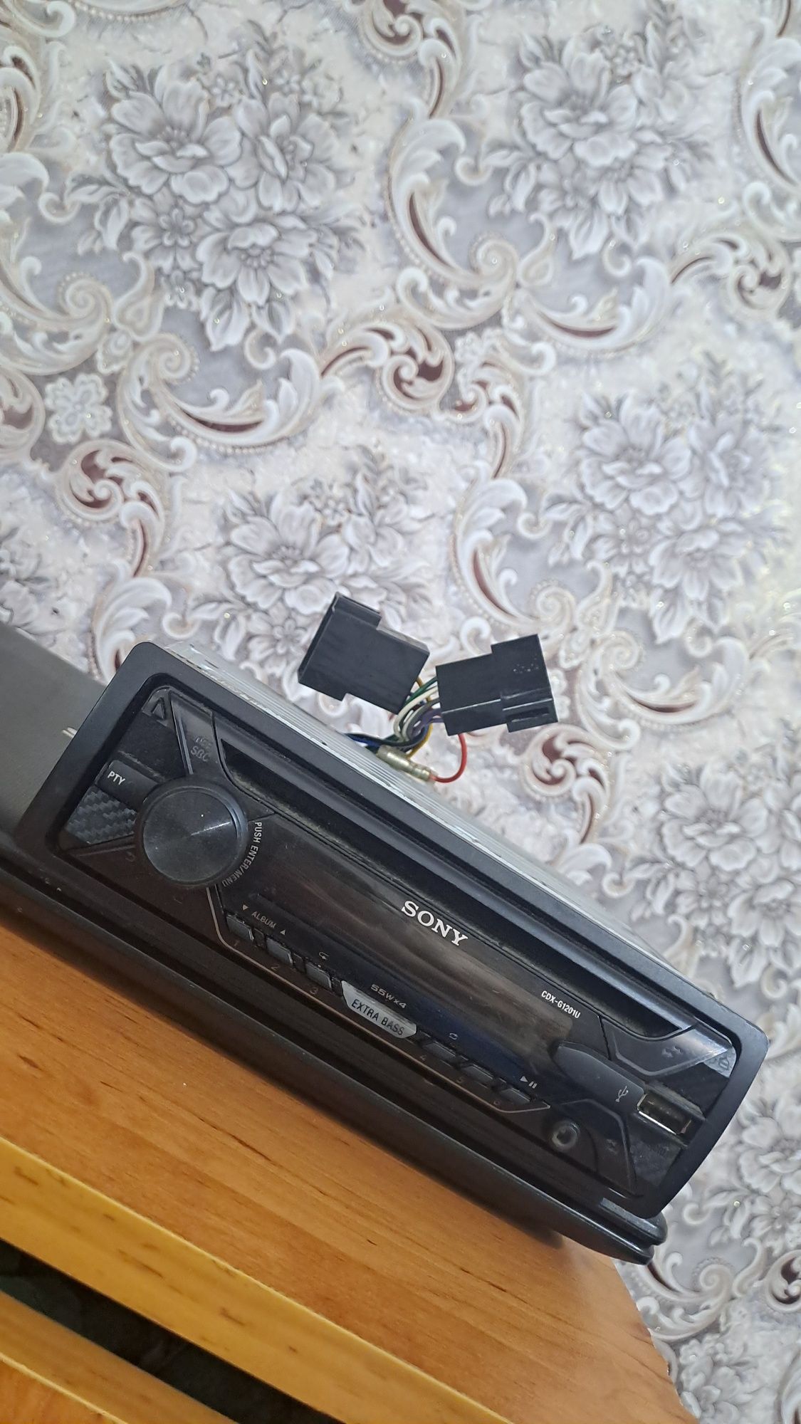 Sony 55x4 Extra bass