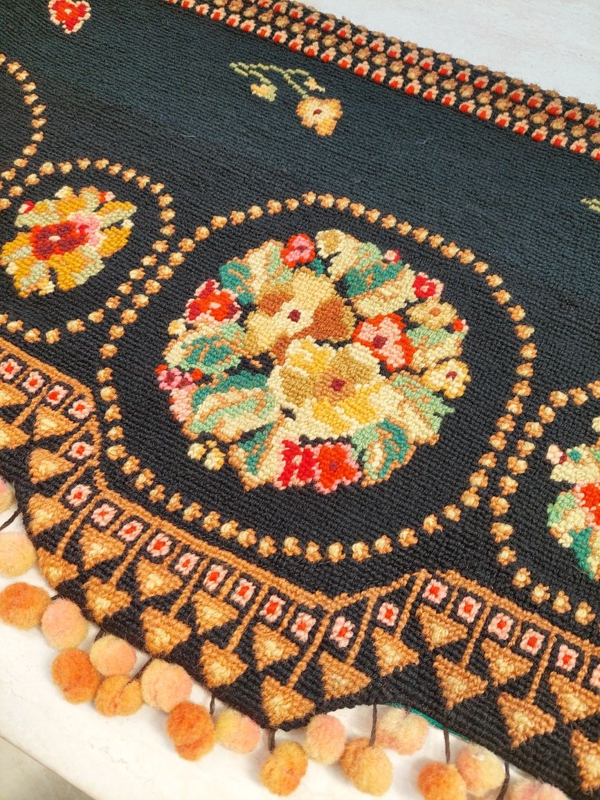 Draperii cusute de mână