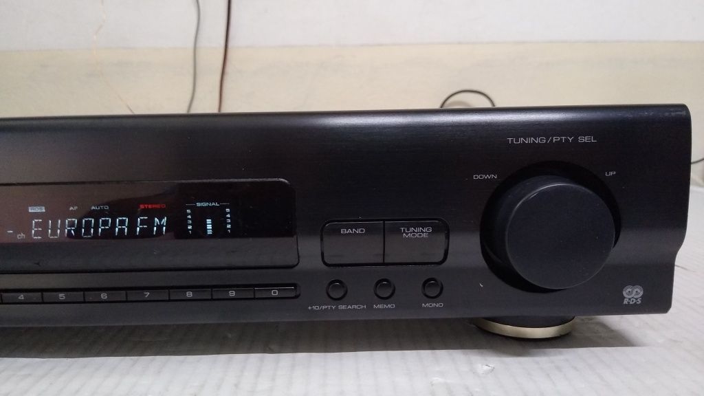 Tuner Kenwood KT-3050L  RDS cu defect