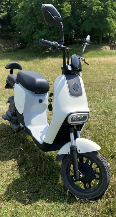Scuter electric 25km/h autonomie 50km
