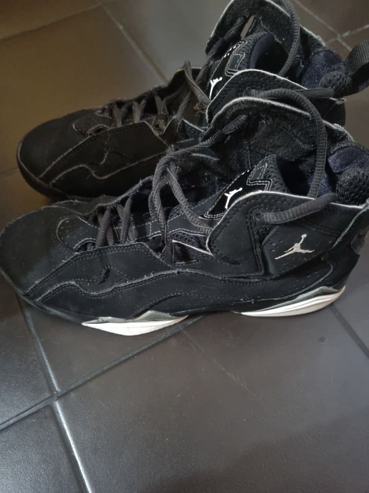 Jordan True Flight GS