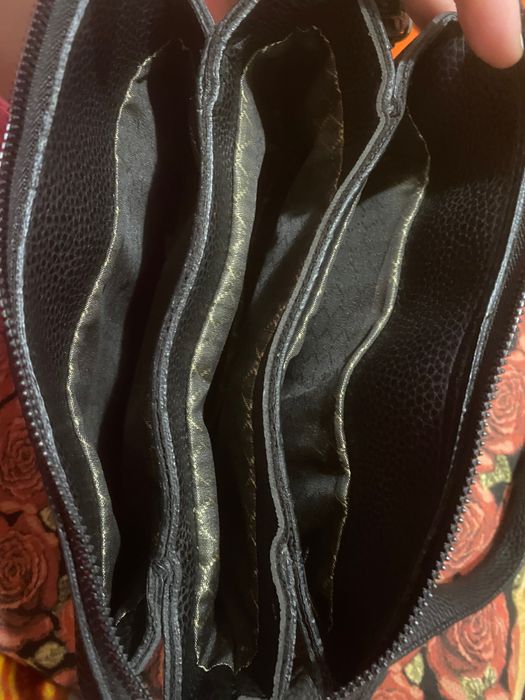 Дамска чанта Guess