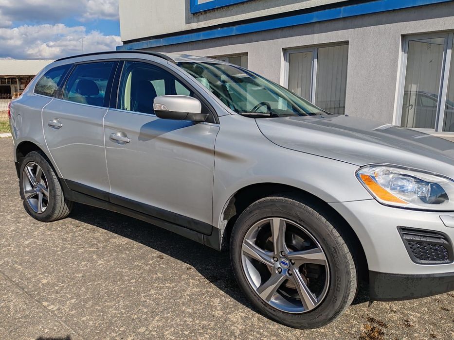 Vand Volvo XC60. 2011  205CP D5