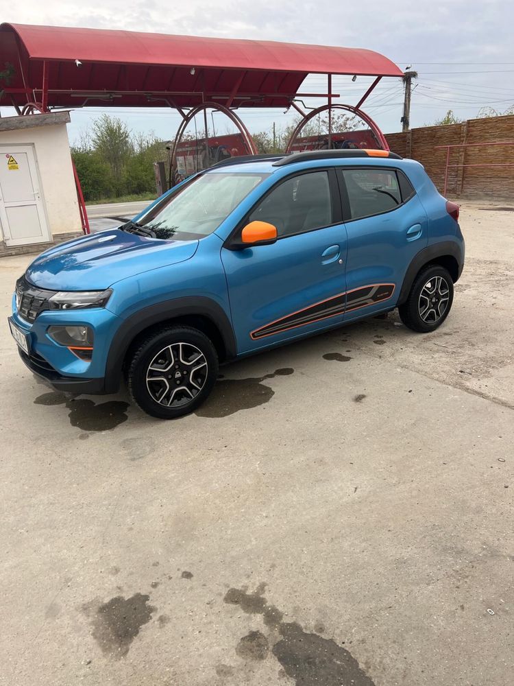 Dacia spring an 2022 autoturism electric 100% automata