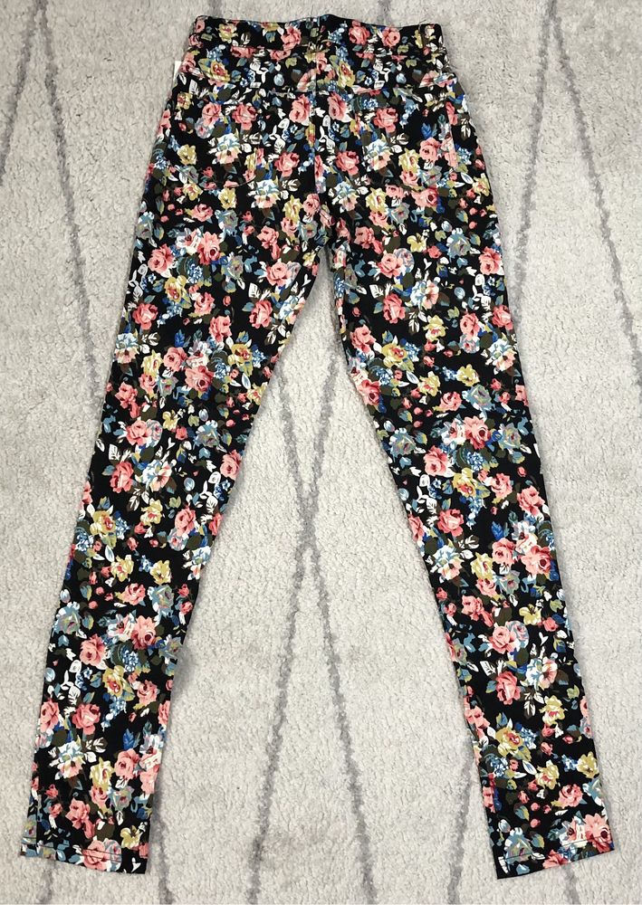 Pantaloni inflorati noi marime 36 pantaloni colorati model floral 36 s