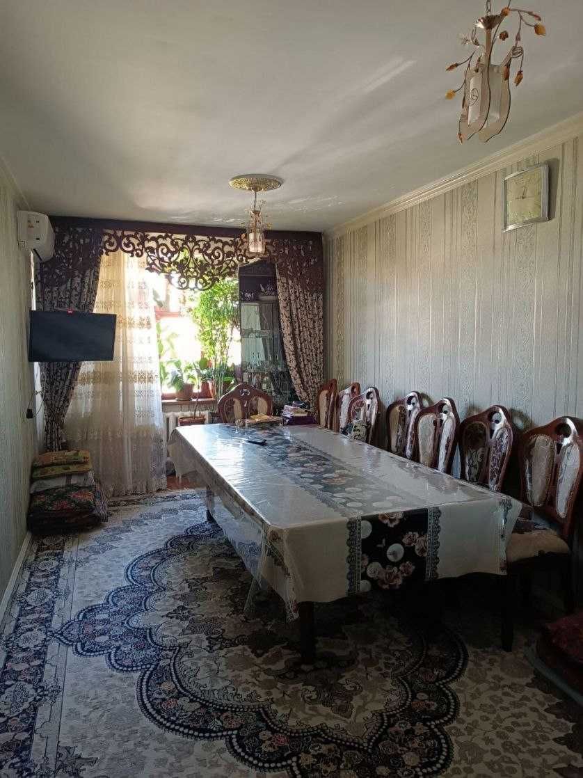 На Хадре продается бывшее общежитие
Комнат-2