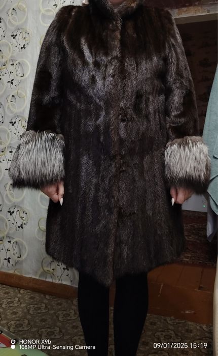Продам норковую шубу