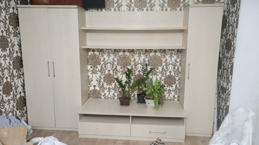 Потставка для телевизора