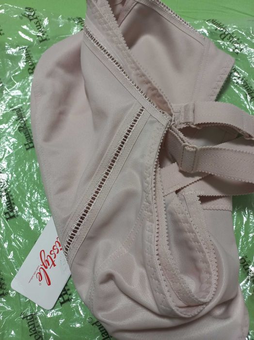 Бюстгальтер большие размеры.