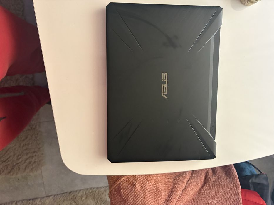 Vand laptop Asus Tuf gaiming