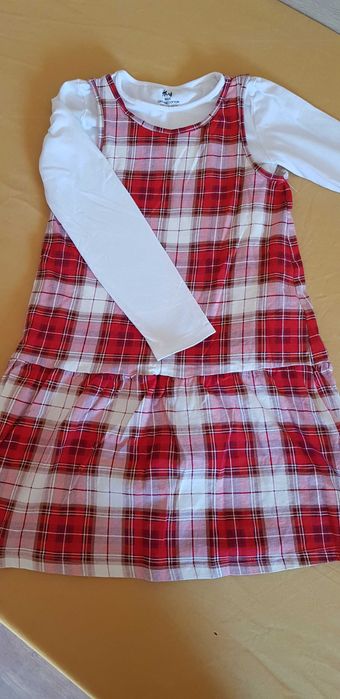 Рокли и поли за момиченце 122-128,134см.