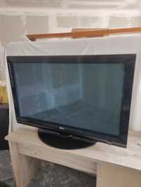 Плазмен телевизор LG 42"