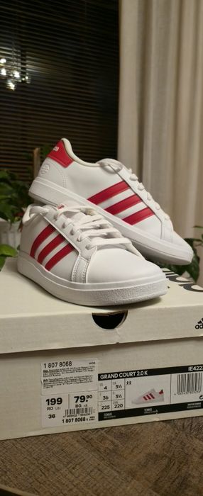 Adidasi damă,noi în cutie