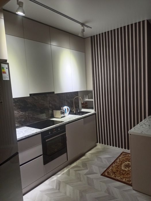 3-х комнатную квартиру BI GROUP на котедж