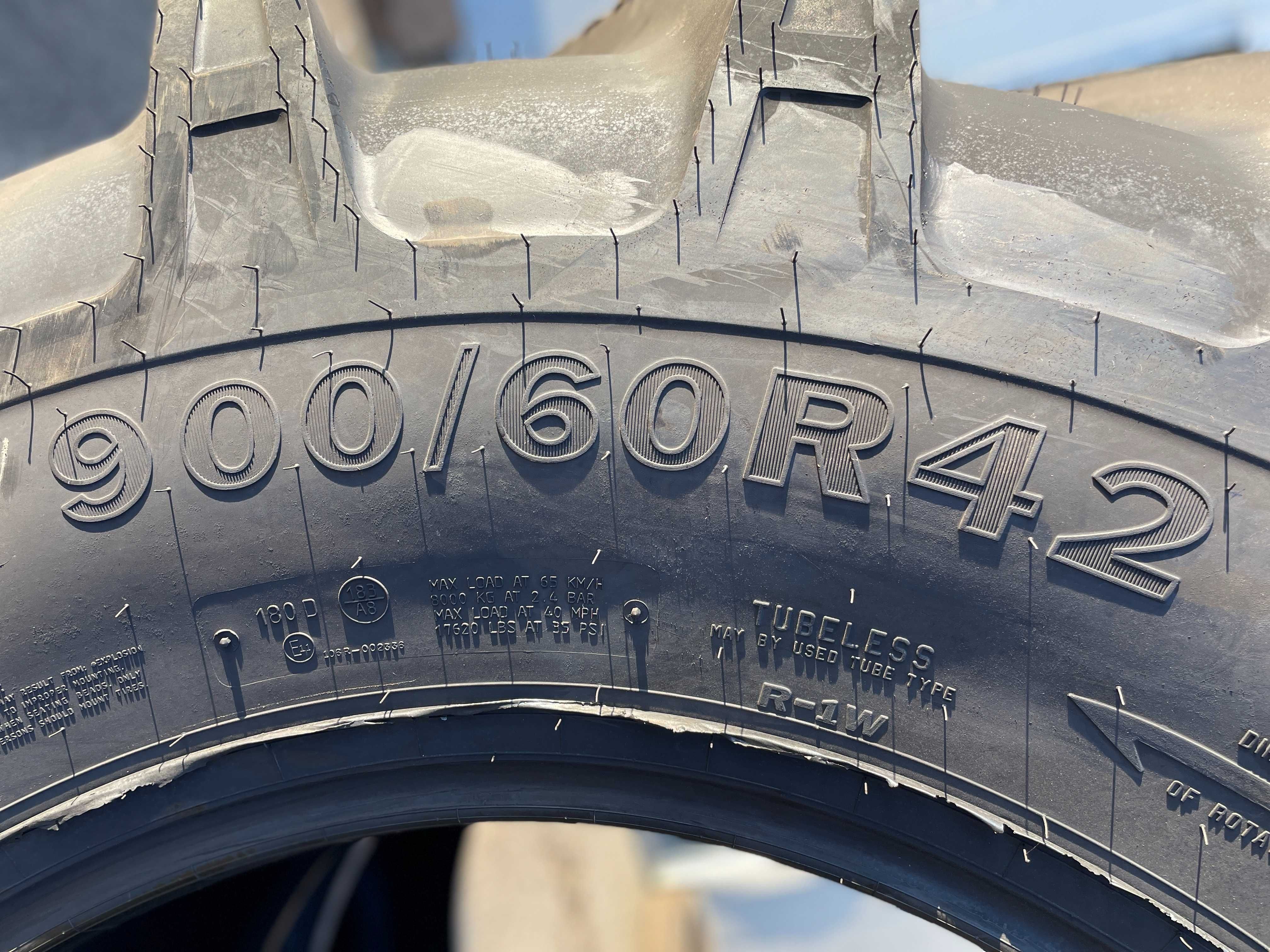 Alliance Cauciucuri pentru Combina Massey  Ferguson 900/60R42