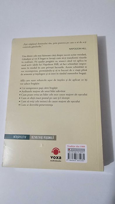 Vând carte sigilată într-o stare impecabilă.