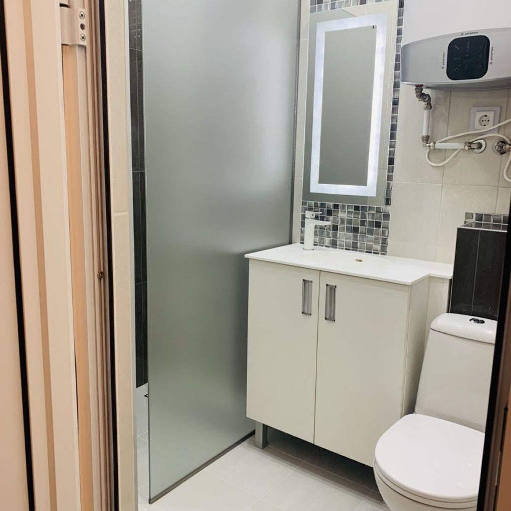 Продава се Тристаен апартамент в Варна, Възраждане 3 - 65 кв.м за 2231 €/кв.м - Снимка #7