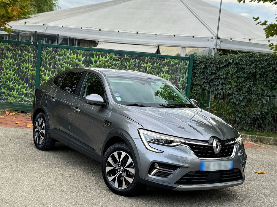 Renault Arkana 1.6 E-Tech-Hybrid-Recent Adusa