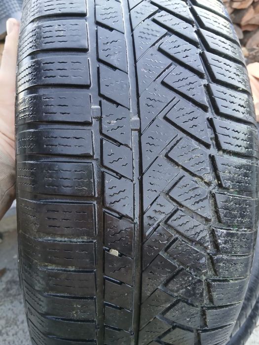 Cauciucuri 235/65/R17 XL Continental