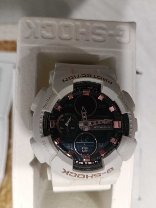 Дамски часовник G SHOK