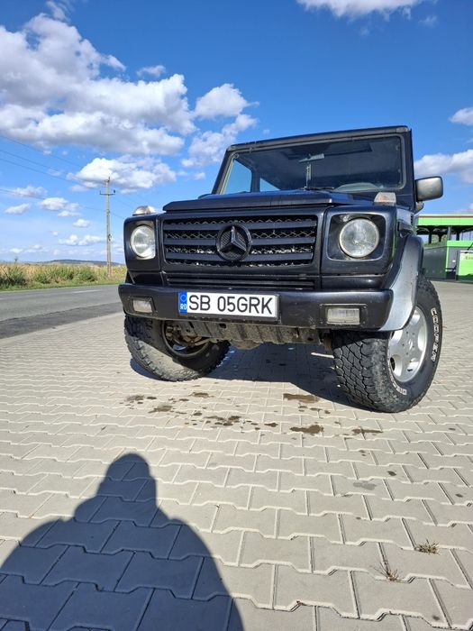 Vând Mercedes Benz G