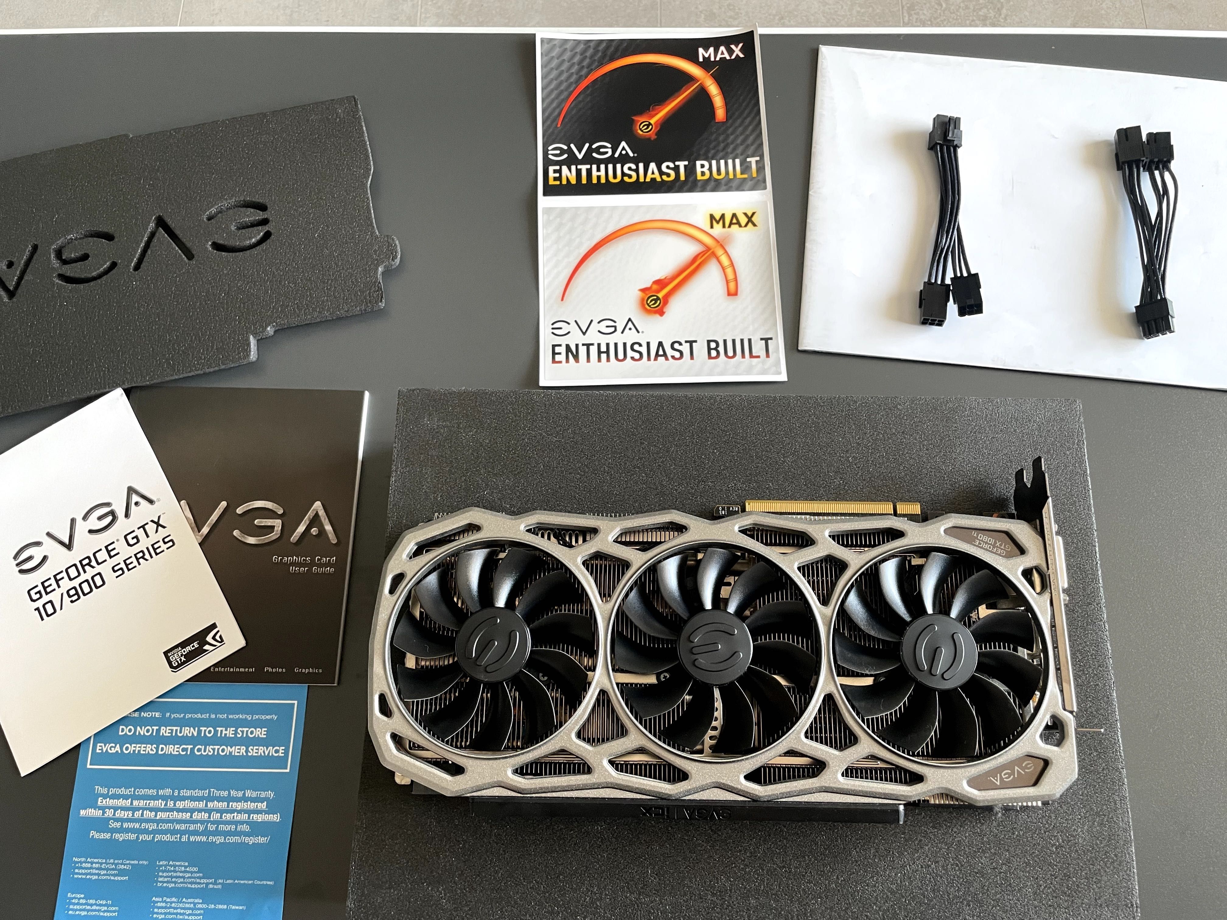 Геймърска видеокарта GEFORCE GTX 1080TI EVGA FTW3 11GB Пълен комплект