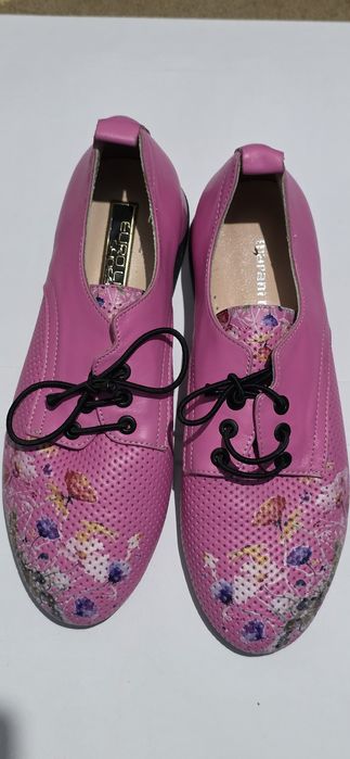 Женская обувь 37