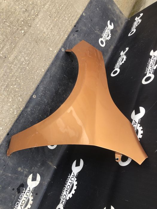 Aripa stanga fata Volvo V60 / S60 cod 31352071 an 2010-2013