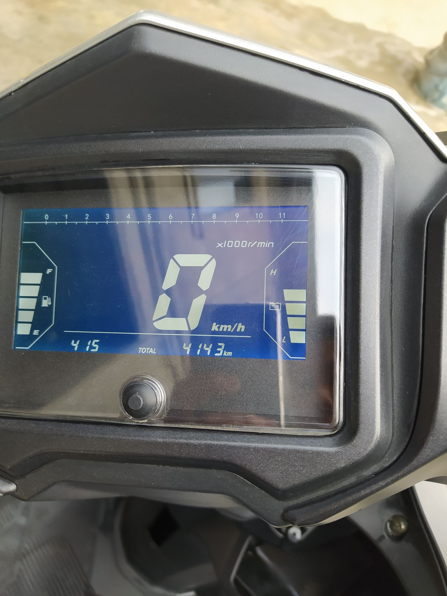 Skuter 150cc italia click