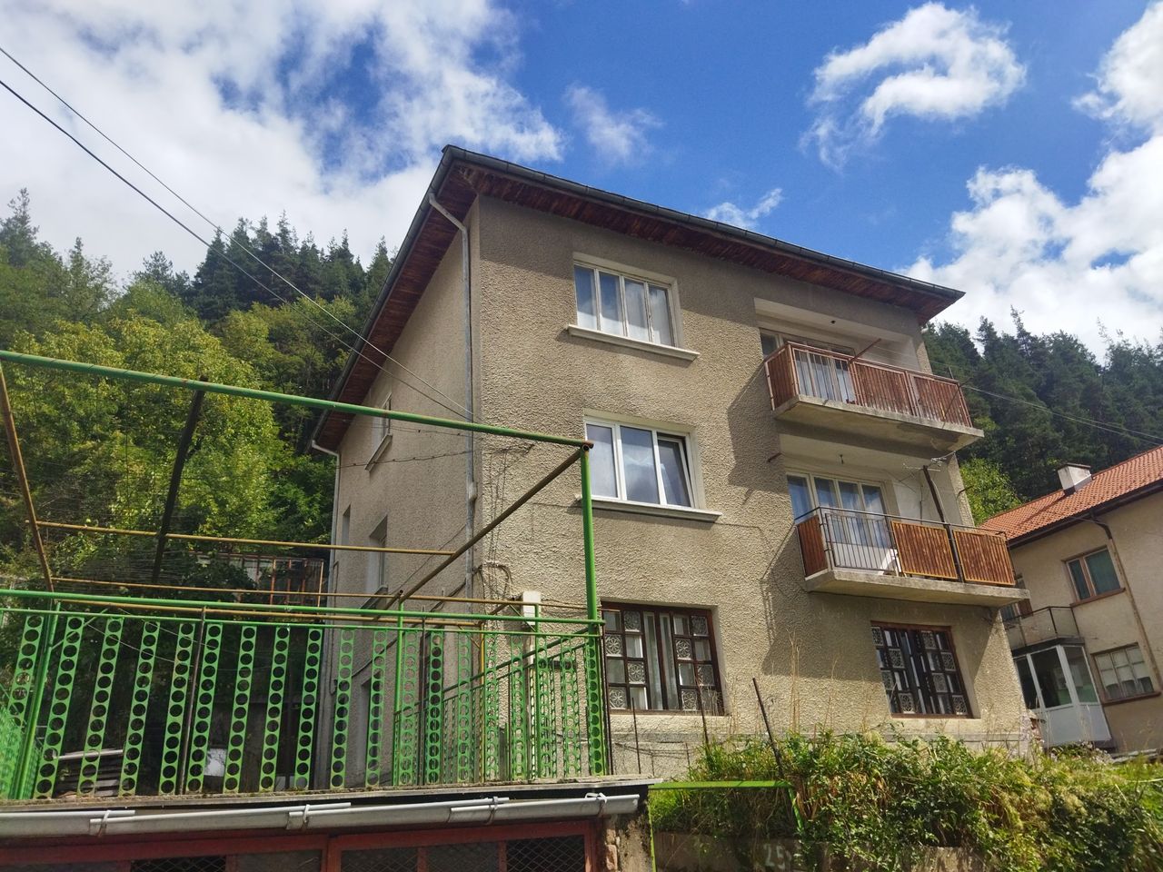 Продава се Етаж от къща в Смолян, Стар център - 200 кв.м за 415 €/кв.м - Снимка #3