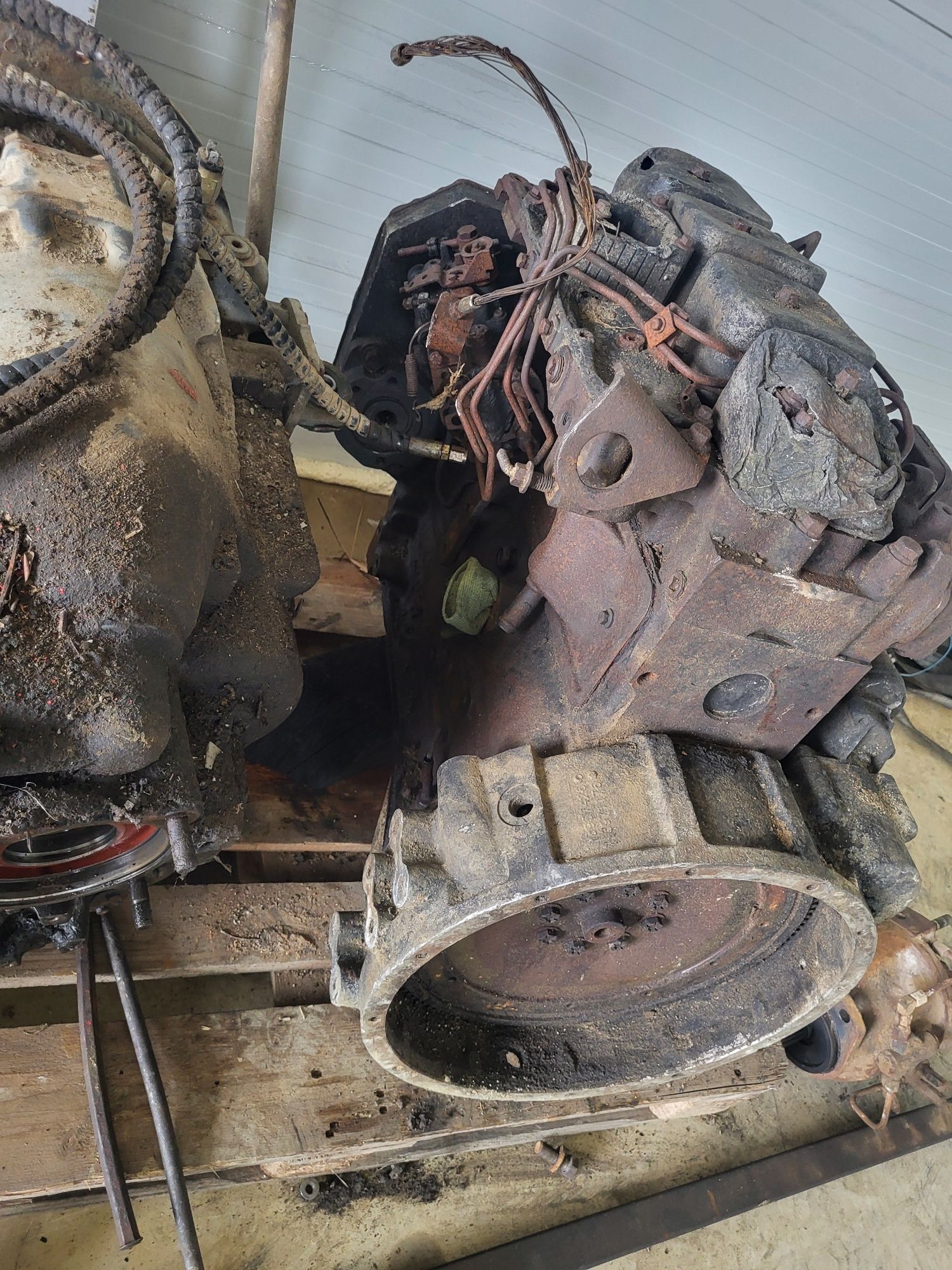 Motor cumins buldoexcavator case