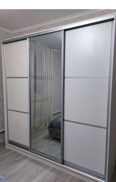 Продам шкаф купе