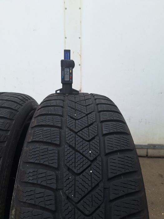 7.5mm! 205 50 17 Pirelli sotozero 3 winter