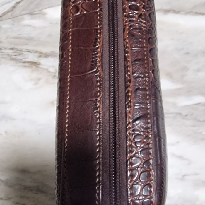 Кожена кутия за пури