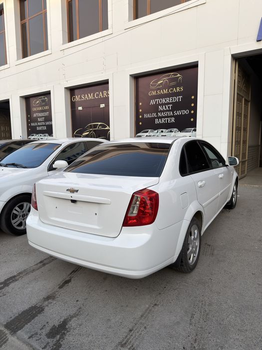 Срочно жентра сотилади