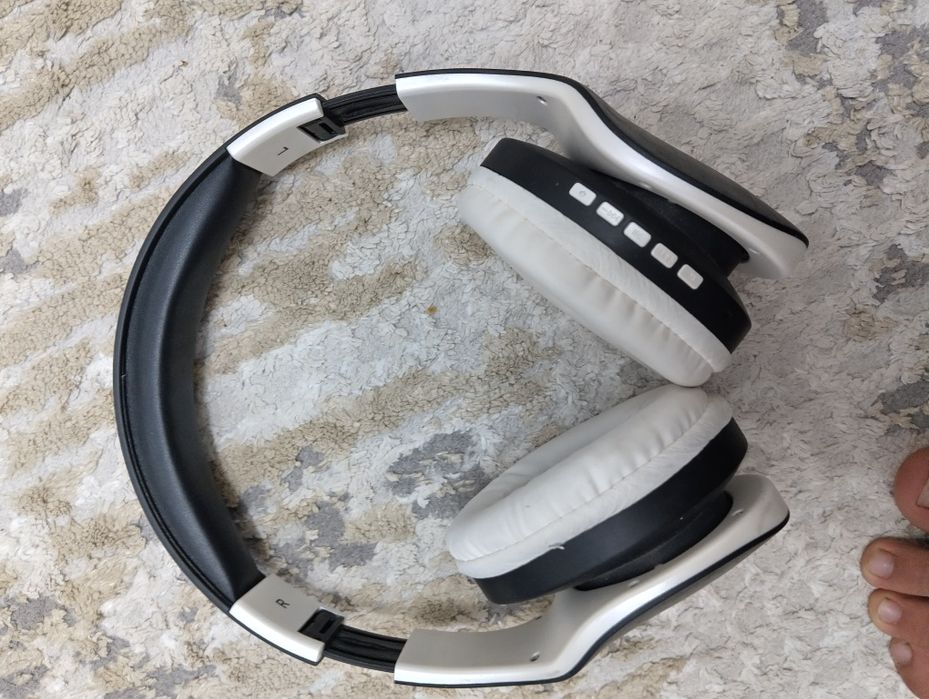 Наушники Defender FreeMotion B525 черный