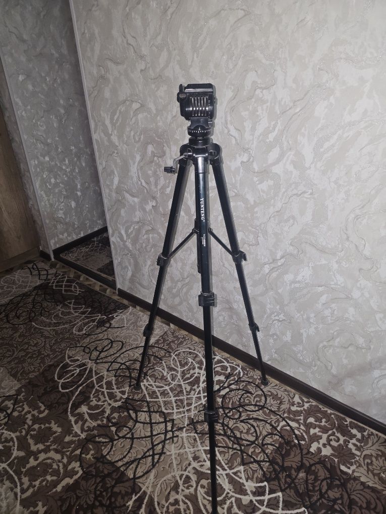 Продаётся штатив
