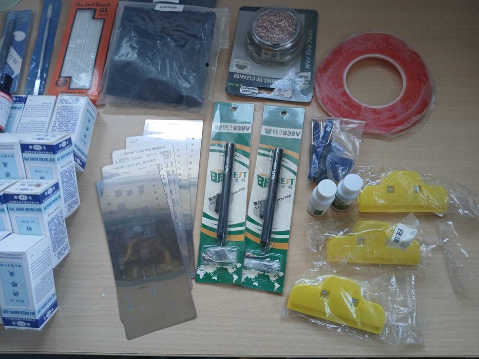 Set complet de unelte și consumabile pentru reparații electronice