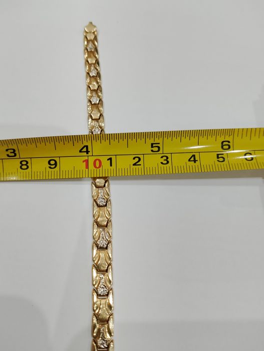 Дамска златна гривна