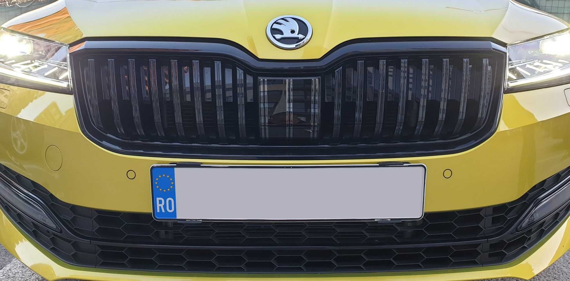 Suport auto slim Transparent sau Negru