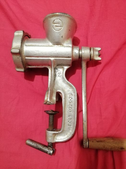 Mașina de tocat carne