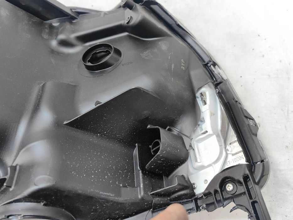 Оригинален фар Сузуки Игнис  Suzuki Ignis Full Led